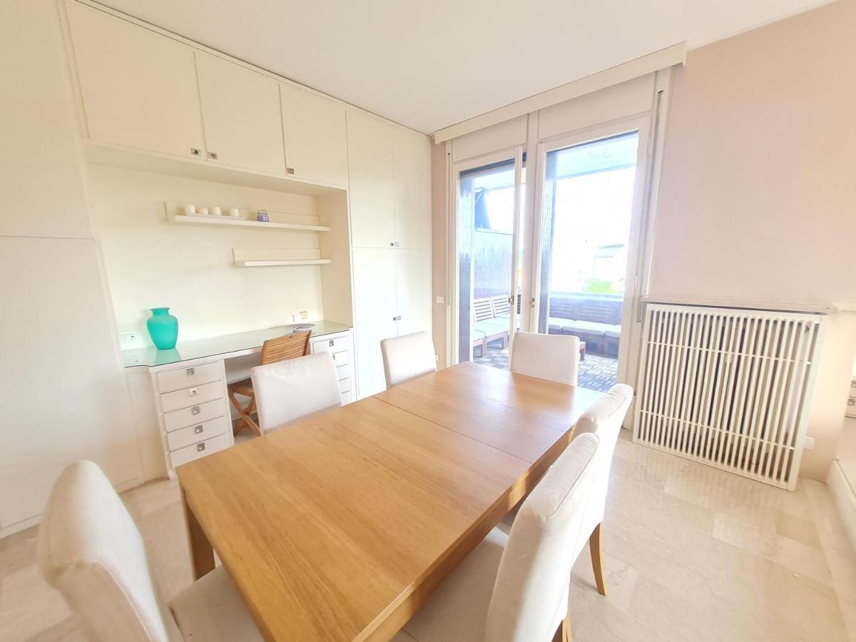 Ottoboni Charme Apartment With Terrace Milaan Buitenkant foto
